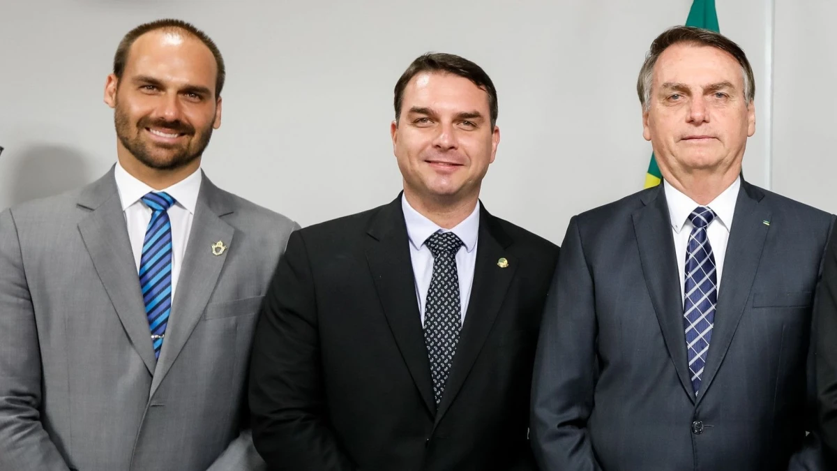 Pré-candidaturas em 2026 dividem clã Bolsonaro, Veja Análise