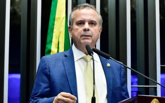 Marinho após prisão de Bolsonaro: “Não aceitaremos mais Estado de exceção”