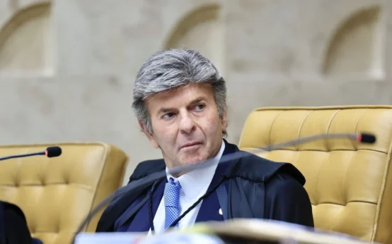 Fux rejeita pedido de prisão domiciliar humanitária para Daniel Silveira