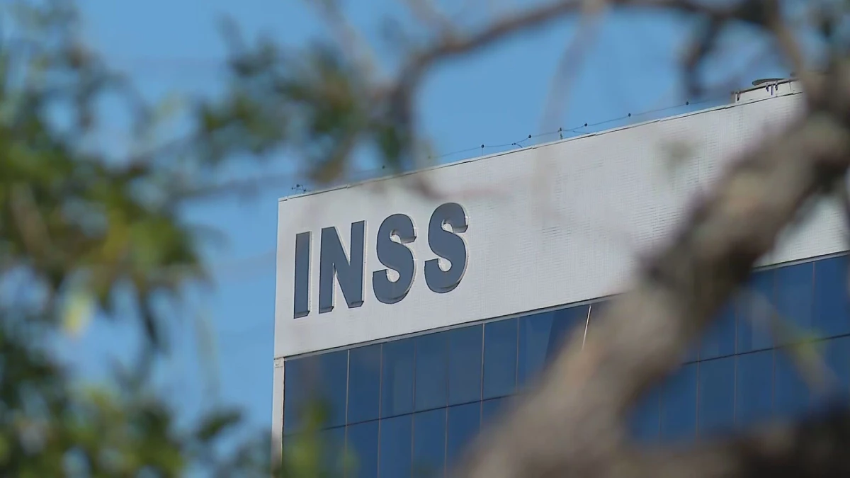 Oposição mira Lupi, irmão de Lula e ministros em pedidos na CPMI do INSS