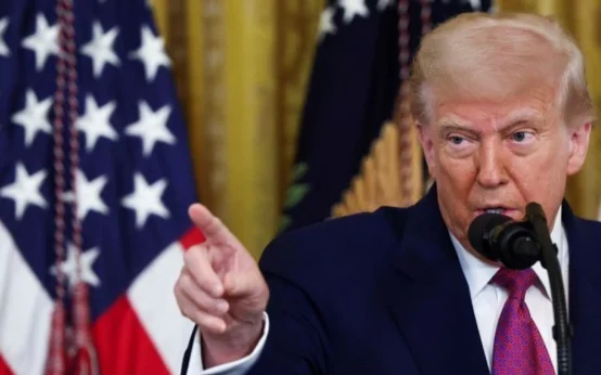 Trump volta a dizer que payroll foi manipulado para favorecer democratas