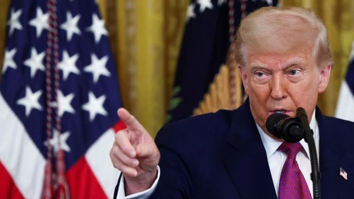 Trump volta a dizer que payroll foi manipulado para favorecer democratas