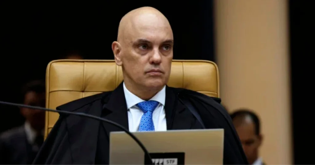 CFM cumpre ordem de Moraes e anula sindicância sobre cuidados a Bolsonaro