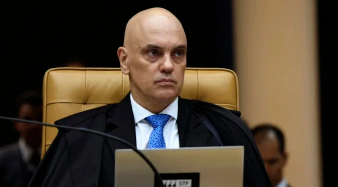 CFM cumpre ordem de Moraes e anula sindicância sobre cuidados a Bolsonaro