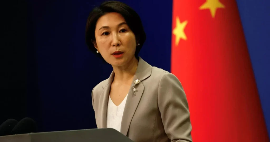 China pede que EUA não usem países como "desculpa" para interesses próprios