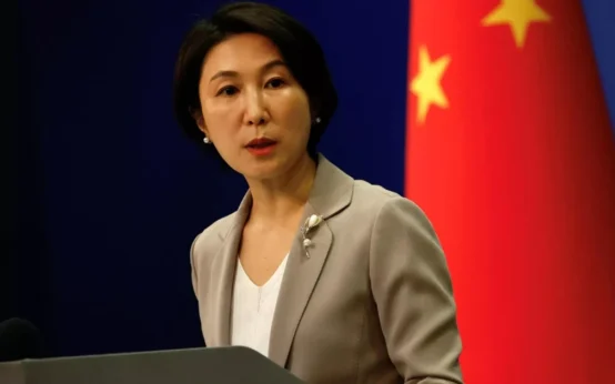 China pede que EUA não usem países como "desculpa" para interesses próprios