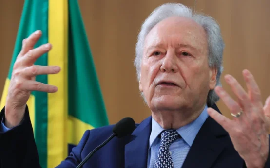 Exerci o cargo com zelo e dignidade, diz Lewandowski em carta de demissão