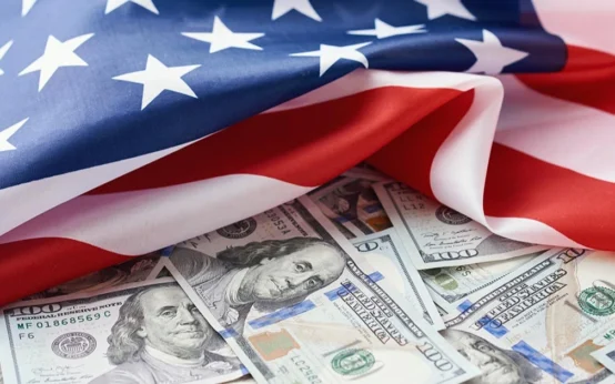 Incerteza com tarifas faz empresas dos EUA adotarem cautela em contratações