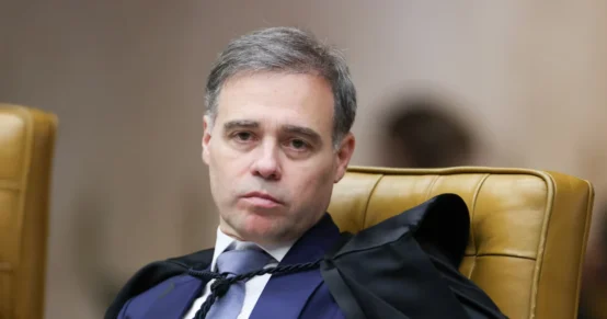 INSS: Mendonça concede prisão domiciliar a suspeito de ser o “diretor financeiro” de esquema de fraude