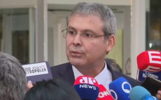 líder do PT Sobre Dosimetria: "Governo tem total condições de manter veto a Dosimetria"