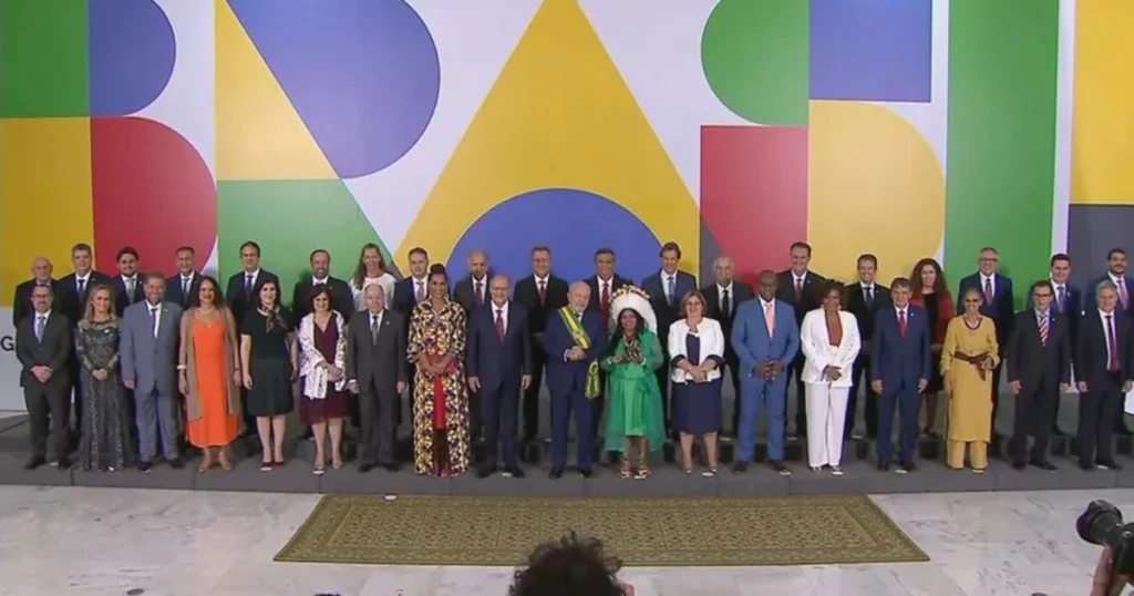 Lula pode alcançar 39 pastas com Ministério da Segurança