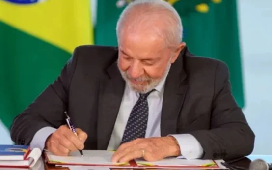 Lula sanciona lei que cria comitê gestor da Reforma Tributária