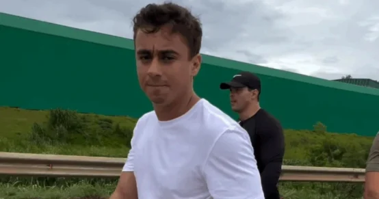 Nikolas Ferreira anuncia caminhada de Minas a Brasília contra prisões de Bolsonaro e do 8 de janeiro