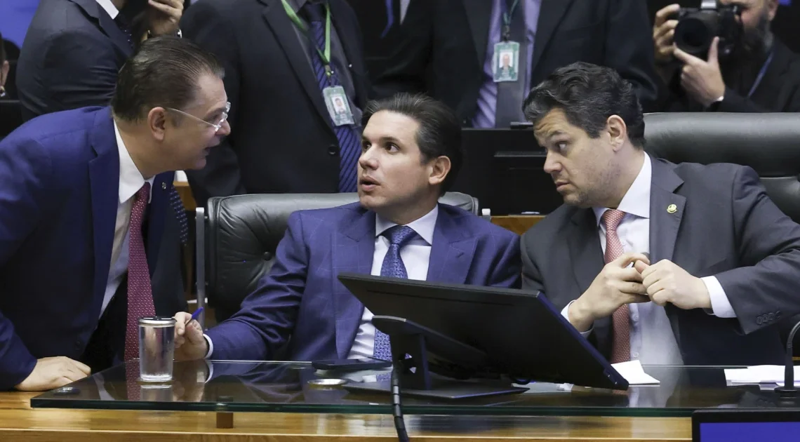 Oposição defende sessão em janeiro para derrubar veto ao PL da dosimetria