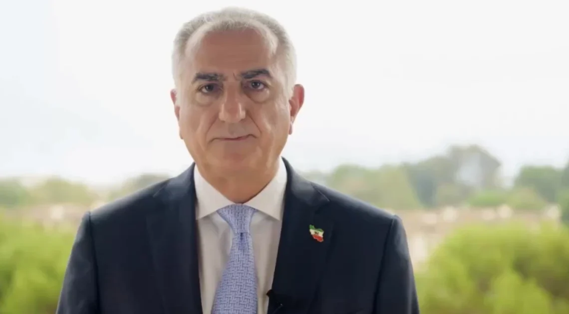 Opositor exilado do Irã pede possível intervenção de Trump em protestos