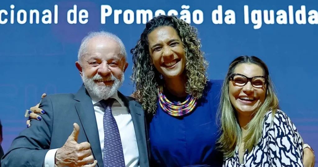 Planalto vê “ganha-ganha” com saída de Anielle do governo