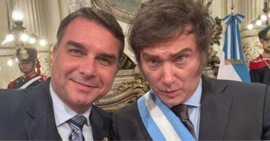 Analise-Convencao-do-PL-reune-Milei-discursos-politicos-IA-e-video-na-oficializacao-de-Flavio-Bolsonaro