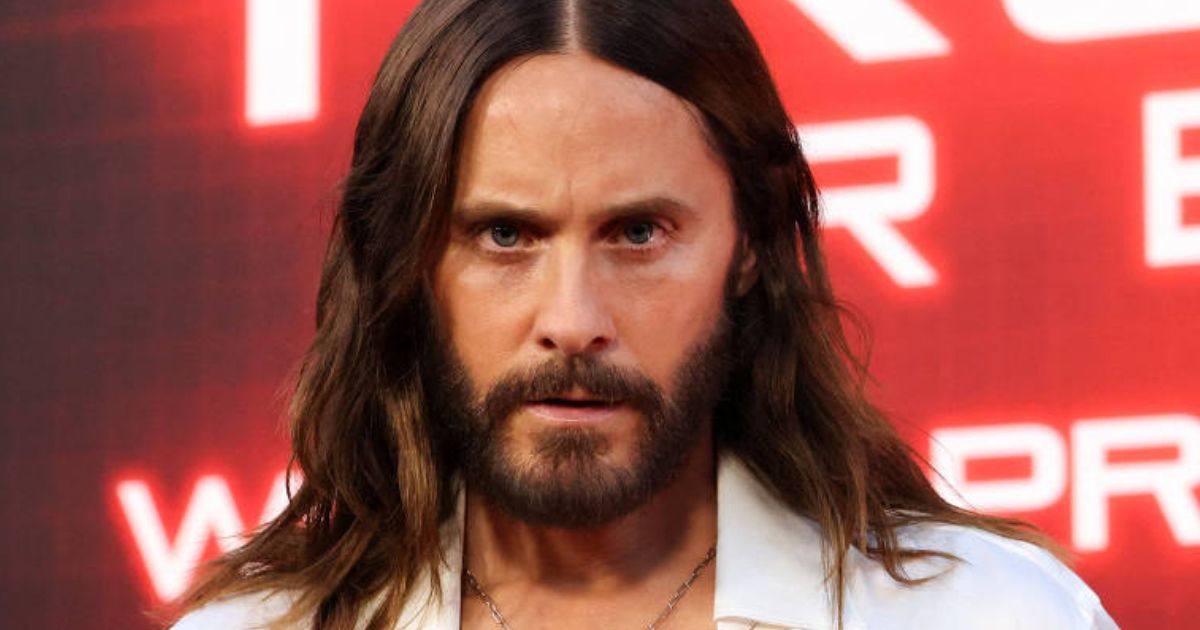 Jared Leto: novas denúncias de supostos crimes sexuais colocam astro de Hollywood no centro de polêmica internacional
