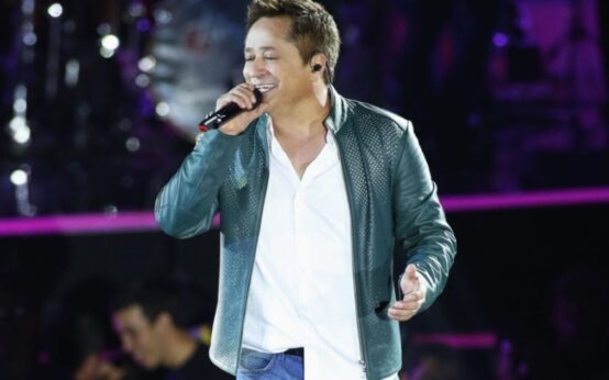 Leonardo comemora aniversário com festa na fazenda e encontro da família chama atenção dos fãs