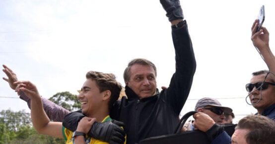 Redes sociais redesenham a influência dos deputados e estudo aponta quem lidera