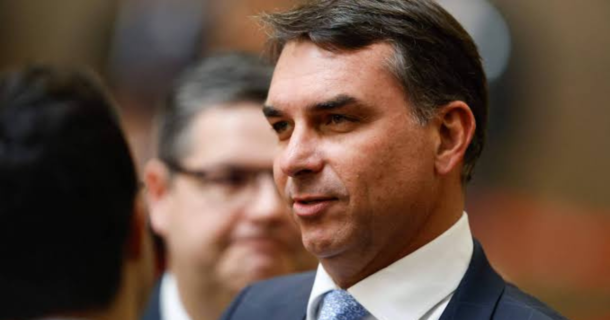 PL-concentra-articulacoes-no-Brasil-e-Flavio-deve-cancelar-viagem-ao-Peru