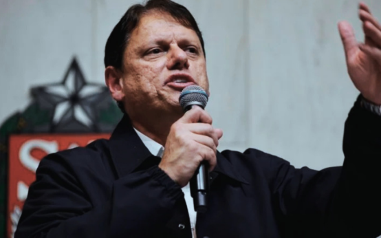 Tarcisio-mantem-aprovacao-elevada-em-Sao-Paulo-veja-os-numeros-da-nova-pesquisa