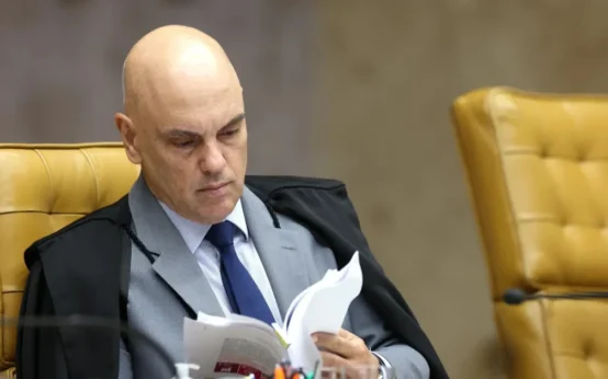 Colunista critica atuação de Moraes e compara cenário brasileiro a um golpe institucional