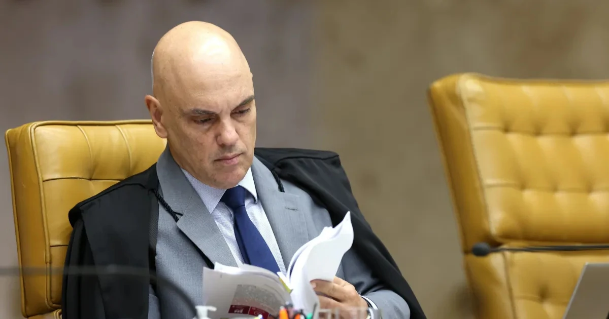 Colunista critica atuação de Moraes e compara cenário brasileiro a um golpe institucional