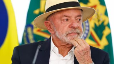 Ex-chefe de gabinete de Lula recebeu pagamentos de empresária ligada a Lulinha; caso é investigado
