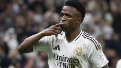 Vini Jr. pede salário de R$ 117 milhões por ano para renovar com o Real Madrid, diz jornal
